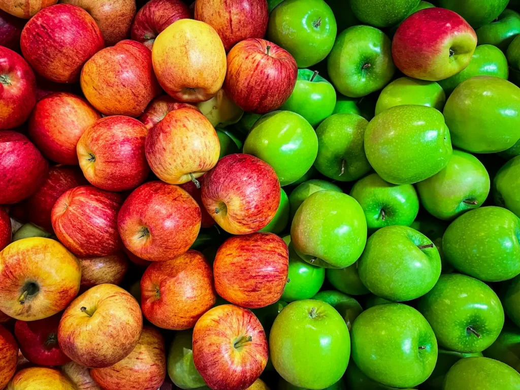 Des pommes rouge et des pommes verte